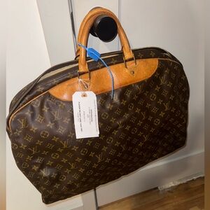 LV RARE TRAVEL BAG